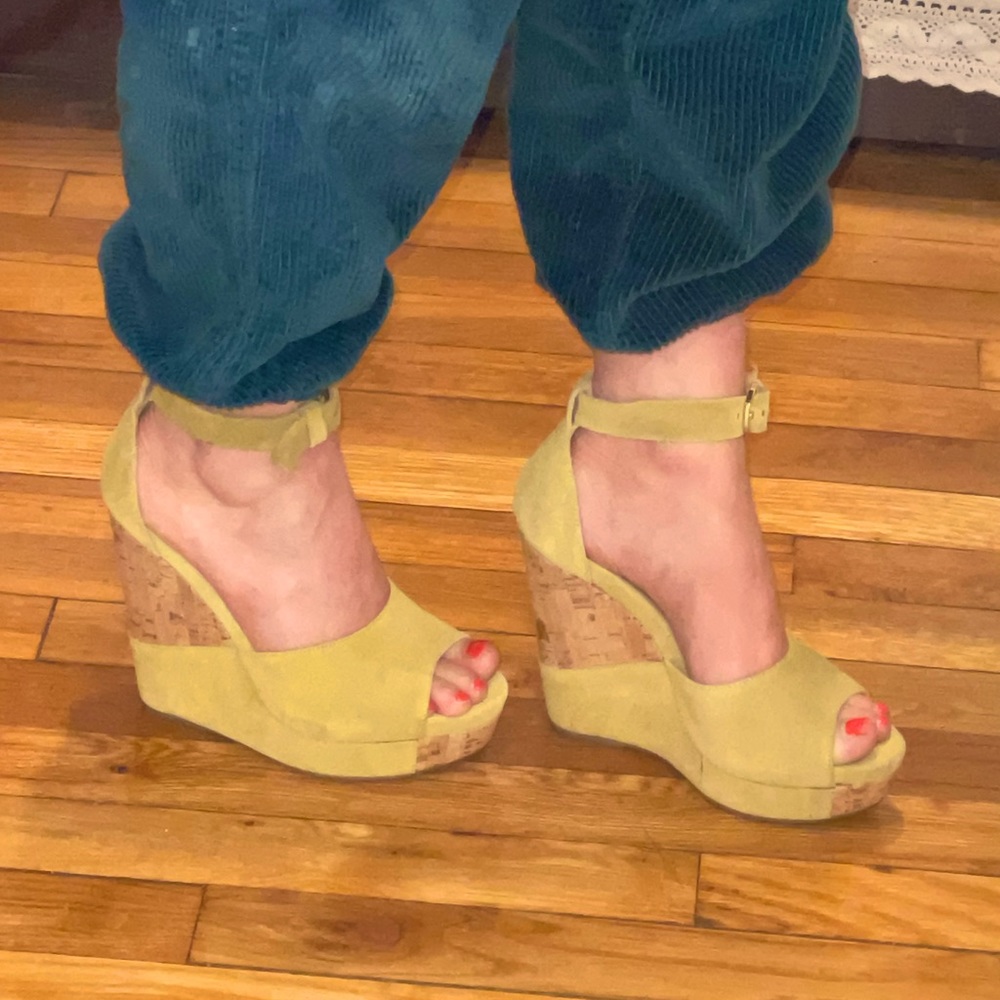 Green Wedges Size 36